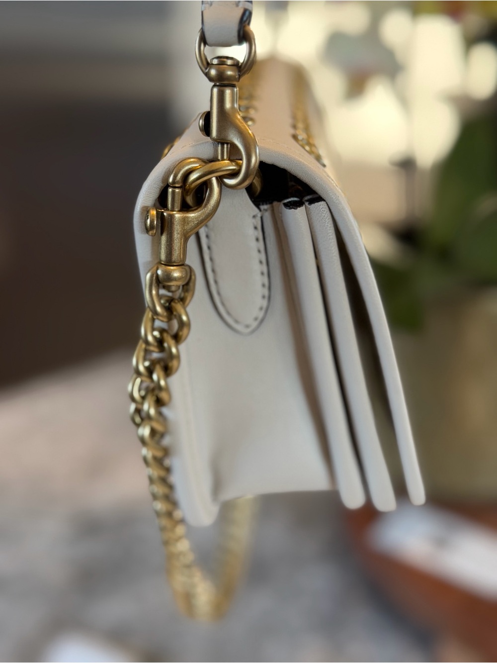 Coach Dinky Bag With Grommets Chalk - Picture 4 of 12